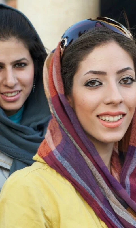 101115 iran beauty 480x800 Most beautiful Real Iranian muslim girls photo collection (80)