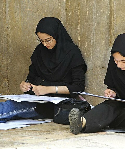 575500266 aea3226351 b 480x573 Most beautiful Real Iranian muslim girls photo collection (80)