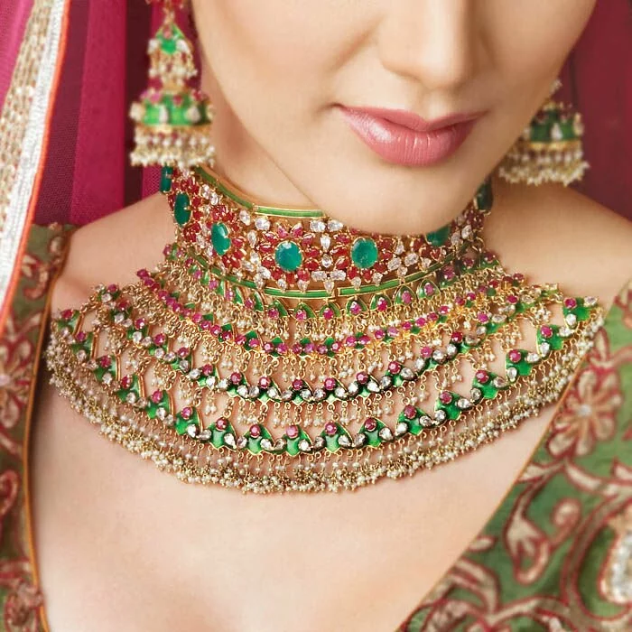 Elegant Collection of Indian Bridal Kundan Jewelry 2011 Jewelry and dresses collection for this marriage seasion 2011