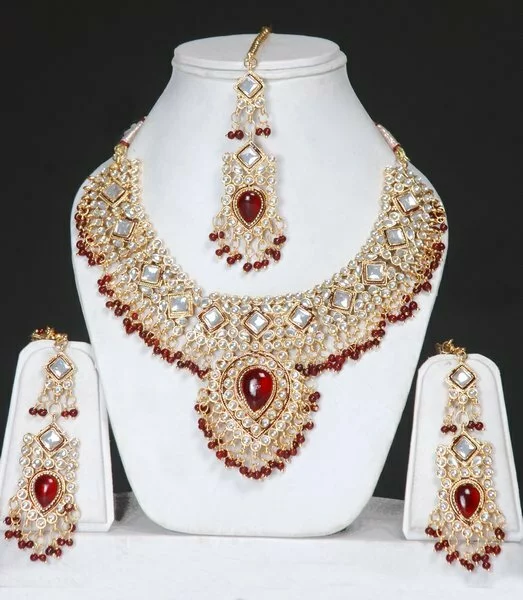Indian jewellery pln4997cic Jewelry and dresses collection for this marriage seasion 2011
