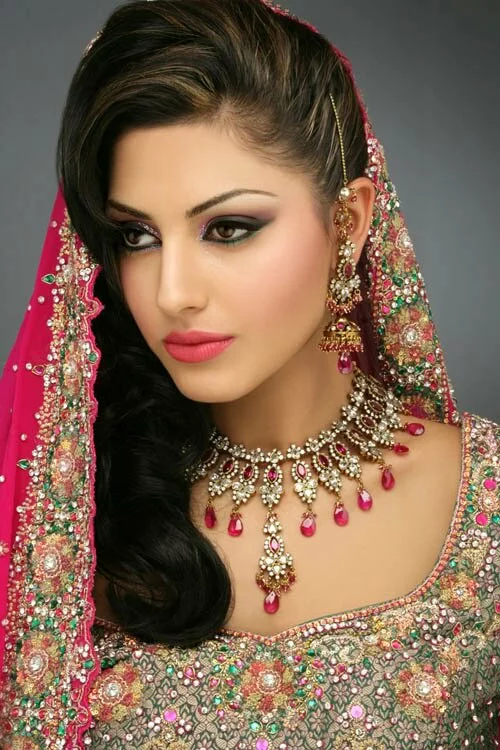 Jewellry 8 Jewelry and dresses collection for this marriage seasion 2011