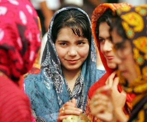 Wedding in Iran 480x400 Most beautiful Real Iranian muslim girls photo collection (80)