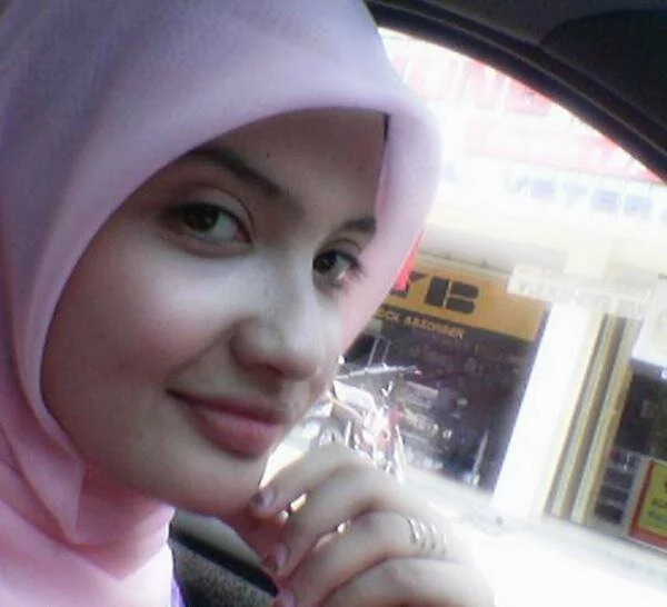 beautiful girl in hijab