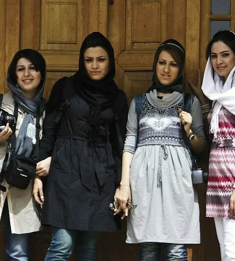 iran4 10 480x533 Most beautiful Real Iranian muslim girls photo collection (80)