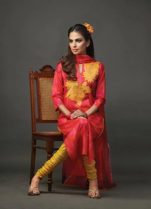 2011 12 Nishat Lawn Collection for Summer Latest summer collection for girls 2011