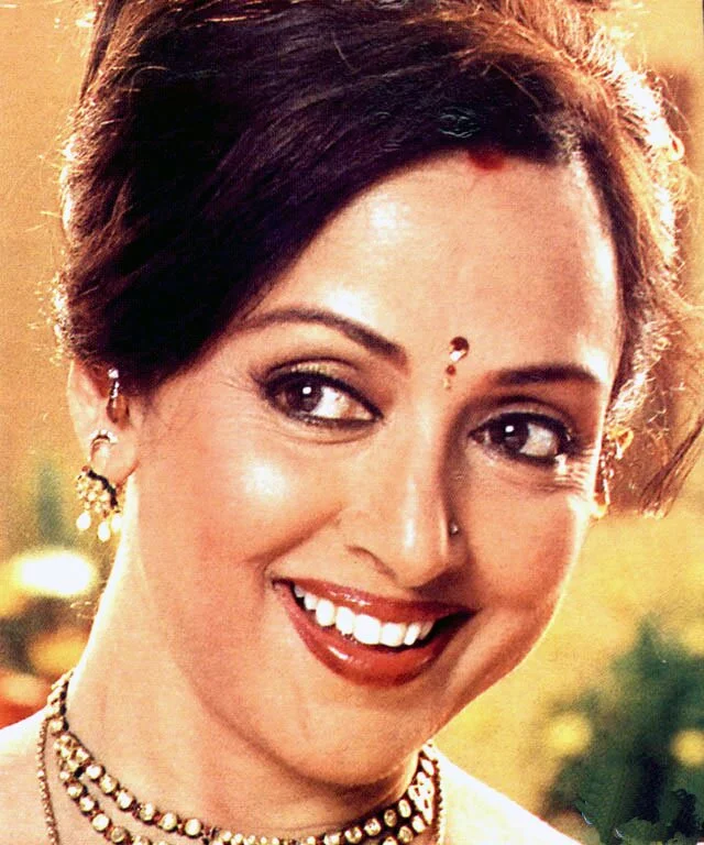 Beautiful Indian star Hema-Malini smiling picture
