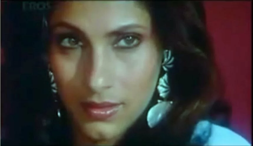 Dimple Kapadia very very hot and sexy hindi cinema Old actress images