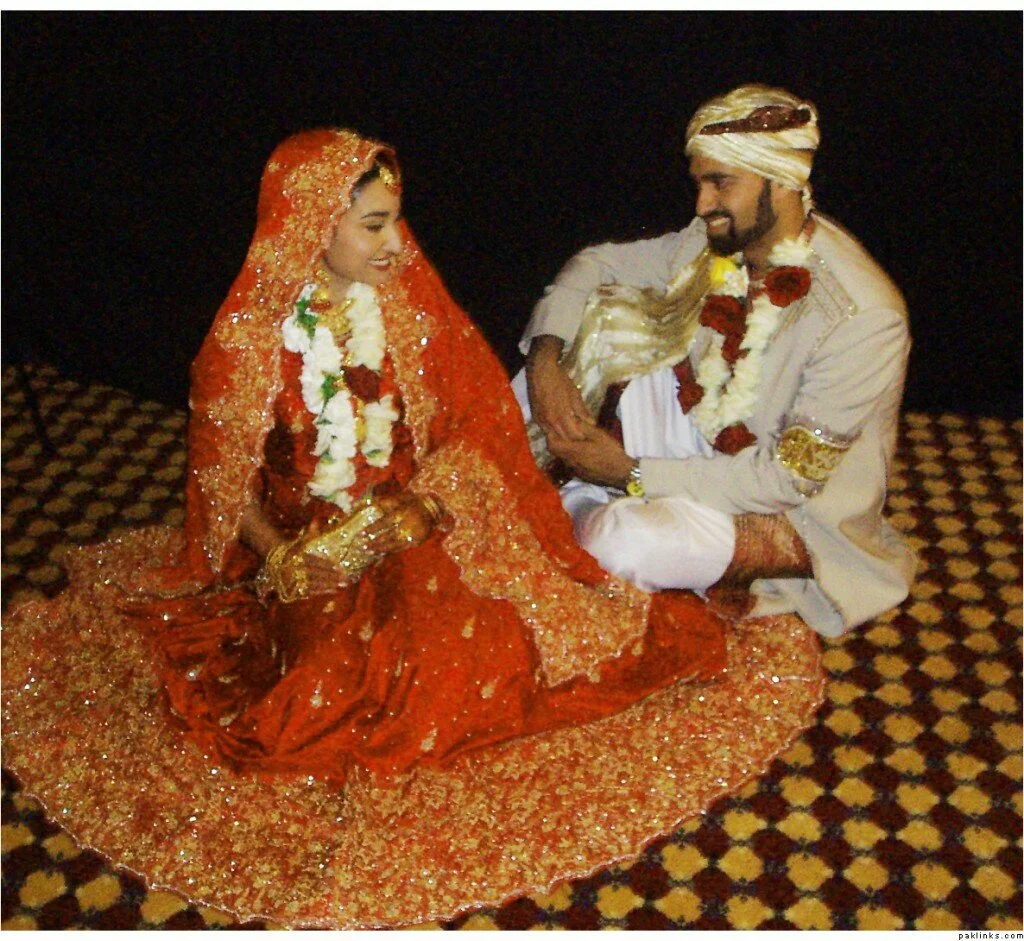 Indian muslim wedding couple 1024x941 Around The World Muslim Weddings, Dresses And Makeup