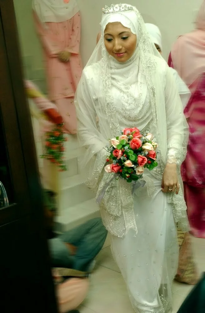 Muslim Wedding Beautiful Gowns Around The World Muslim Weddings, Dresses And Makeup