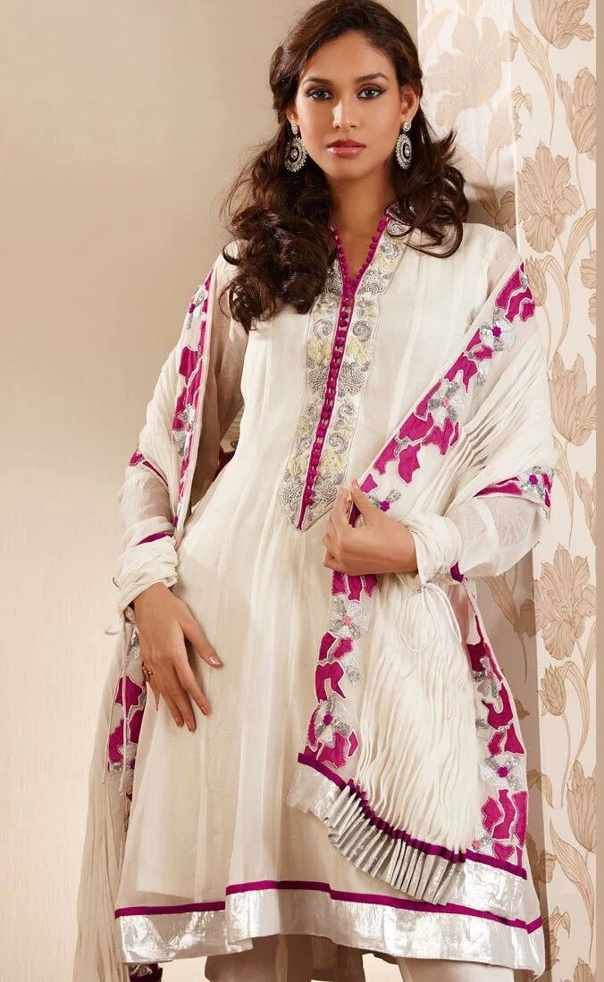 summer Salwar Kameez for Party Beautiful summer dresses collection 2011 pictures
