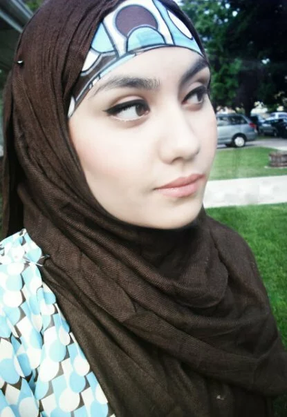 Beautiful hijabi muslim girl photo