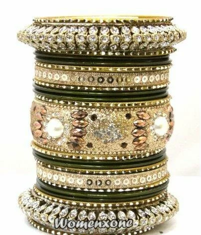 Diamond Stone Beaded Bangles 12 Beautiful jhumka bangles accessorize for Eid 2011