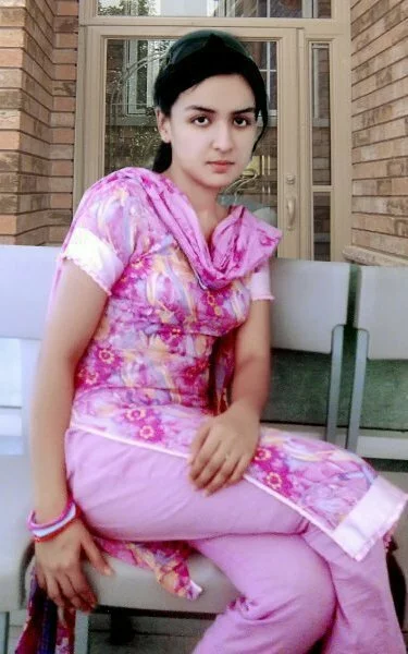 Hot Pakistani deting girls photo gallery 2011 by muslimblog.co .in .jp .jp .j.jp Hot Pakistani dating girls photo gallery 2011