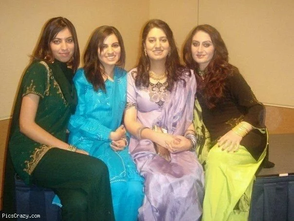 Indian muslim Pakistani muslim Lahori girls pictures 2 by nasiba Indian muslim Pakistani muslim Lahori girls pictures