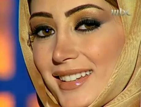 Most beautiful Arab women's with smyle 1
