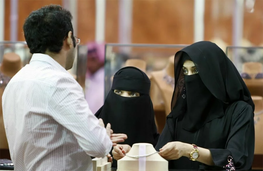 Saudi Women's Oppression Vs Muslim Women's Mission by muslimblog .co.in