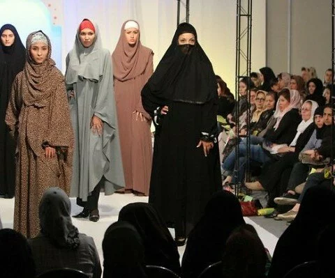 Islamic fashions 480x399 Fashion is no longer fashion when less is more