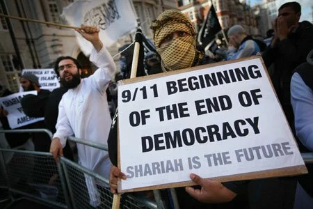 911 terrorist attacks The loyal Muslims of the USA