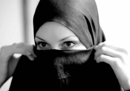 Cross-Dressing-–-Not-Allowed-In-Islam