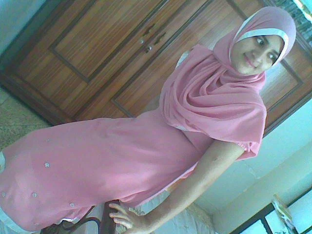 Indian Muslim girl in beautiful pink dress