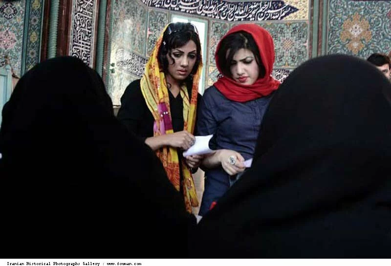 Iranian_Girls_Casting_Votes