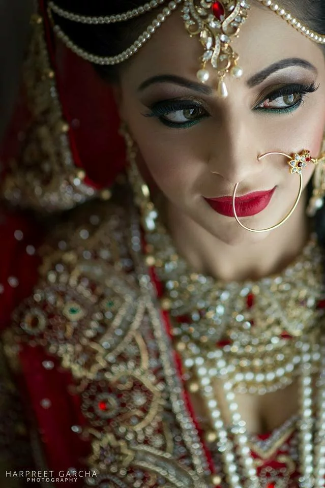 Muslim Bride Picture 4