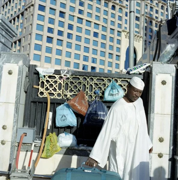 hajj 12 593x600 Hajj: Muslims embark on the hajj pilgrimage to Mecca(PHOTOS)