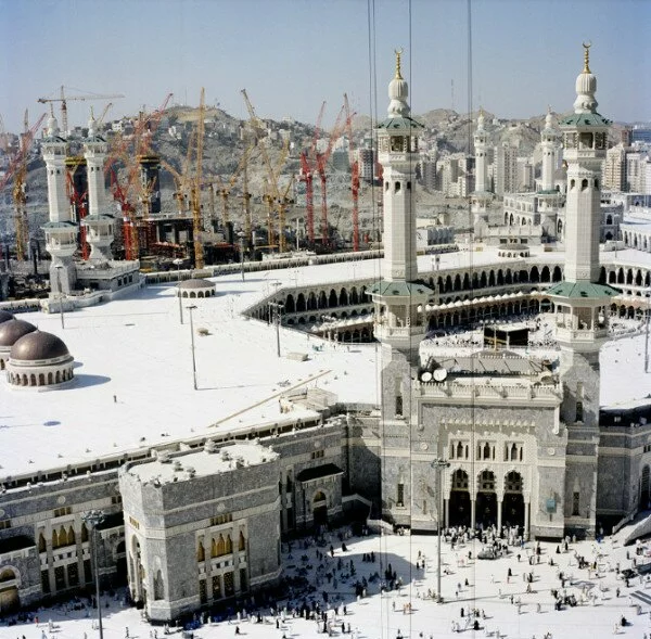 hajj 4 600x589 Hajj: Muslims embark on the hajj pilgrimage to Mecca(PHOTOS)