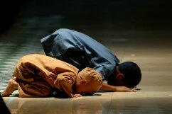 muslim-children-pray